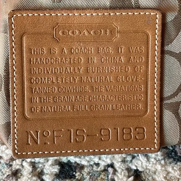 Vintage Coach large Legacy Duffle Bag - Picture 8 of 10